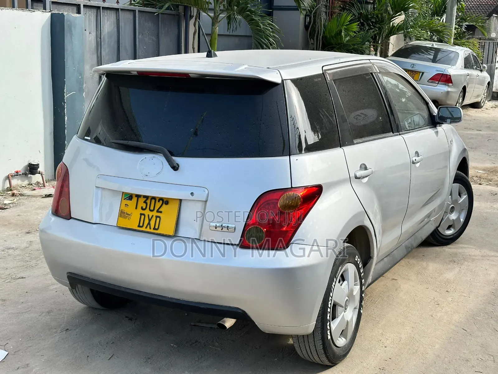 Toyota IST 2005 Silver