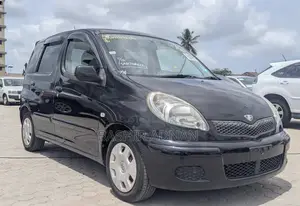 Toyota Fun Cargo 2002 Black