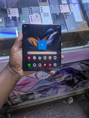 New Samsung Galaxy Z Fold4 512 GB Black
