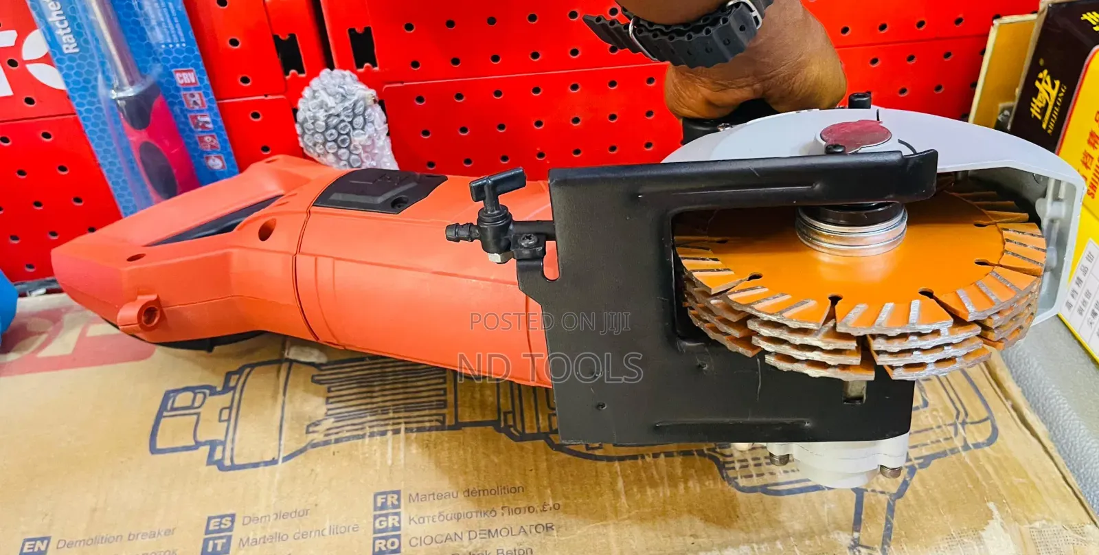 Wall Chaser 5"