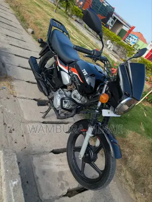 TVS 2025 Black
