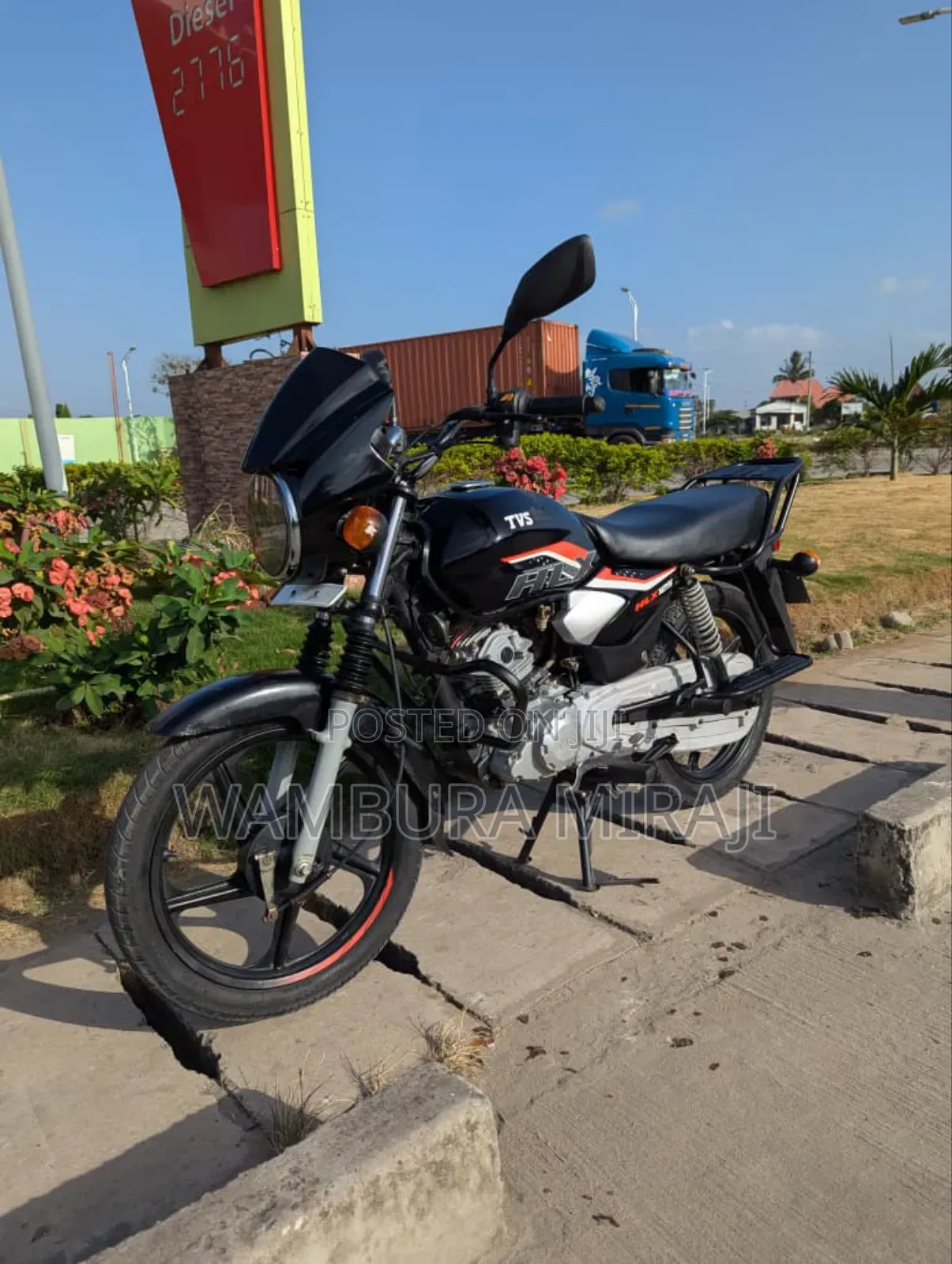 TVS 2025 Black