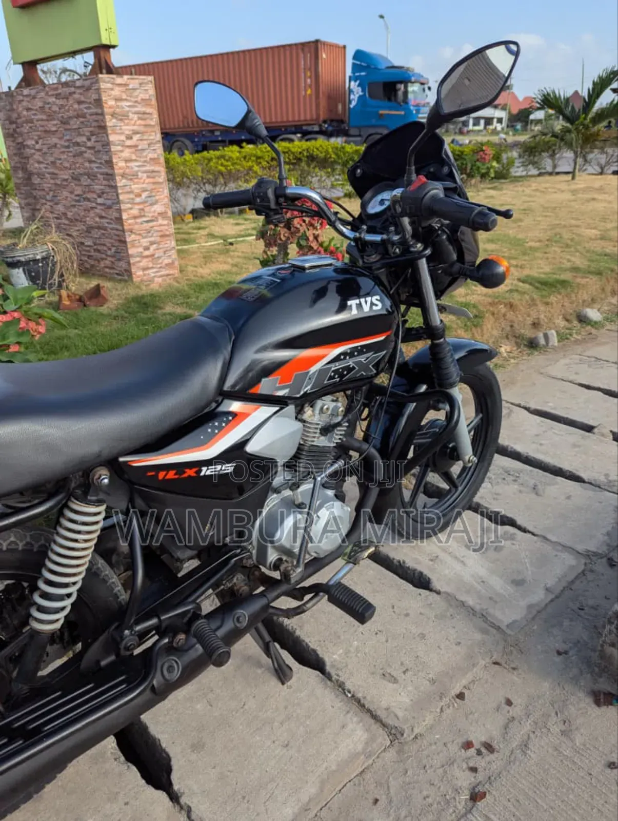 TVS 2025 Black
