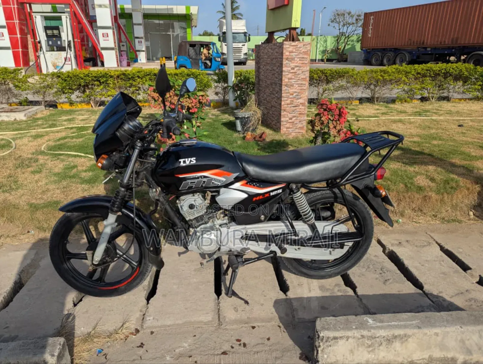 TVS 2025 Black