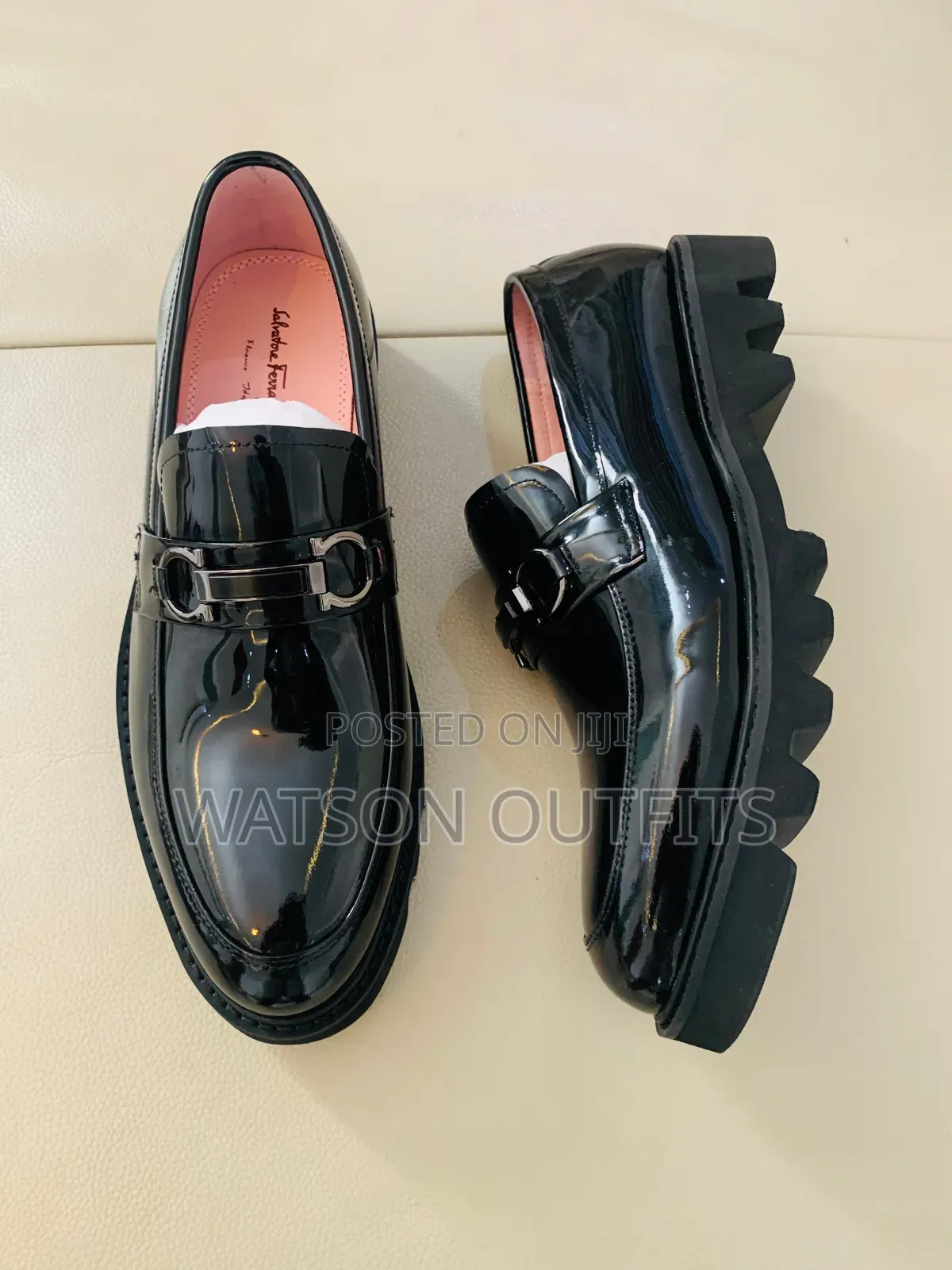 Men's Leather Shoes Very Very Royal and Rage
