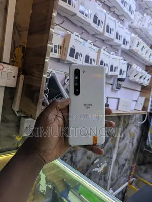 Sharp Aquos R5G 256 GB White