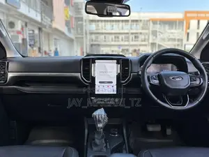 Ford Ranger Wildtrak 2024 Gray