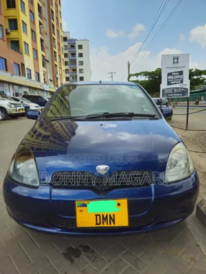 Toyota Vitz 1.0 FWD 5dr 2004 Blue