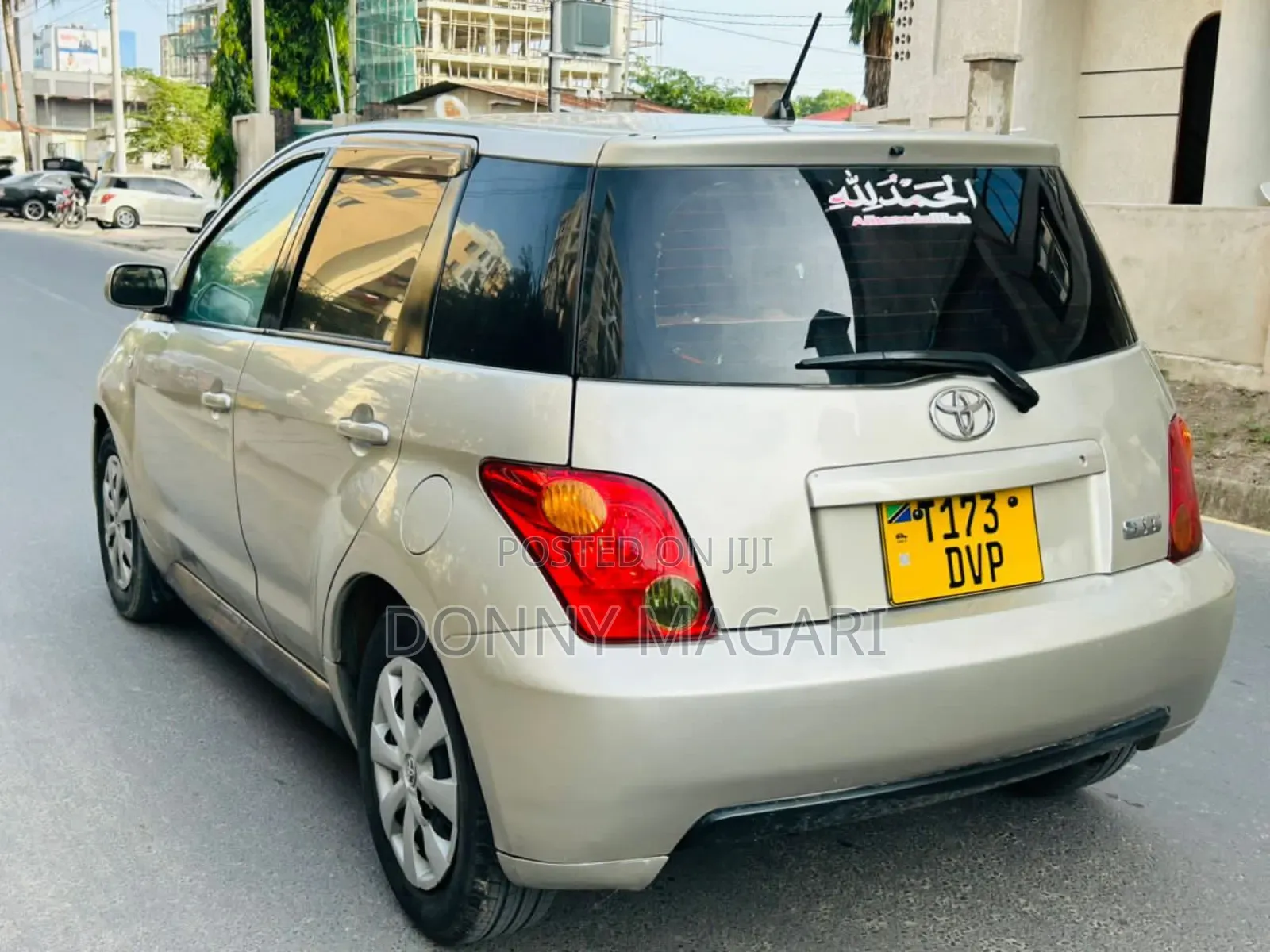 Toyota IST 2005 Silver