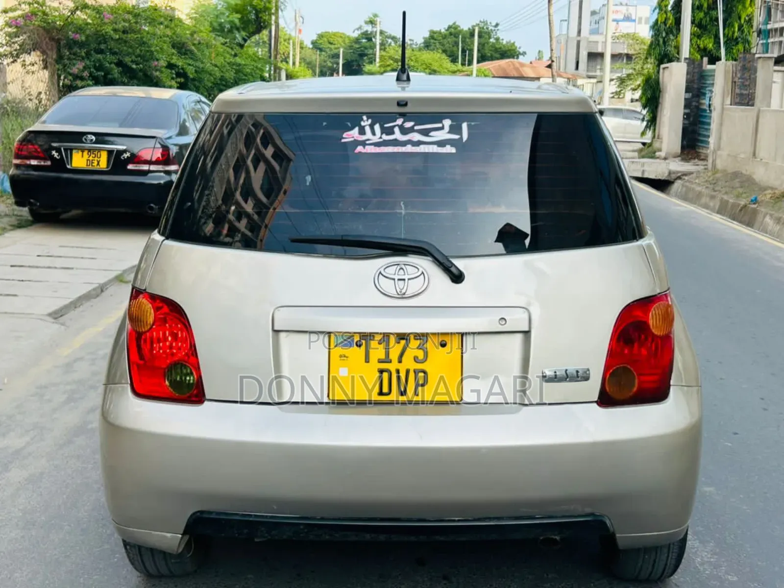 Toyota IST 2005 Silver
