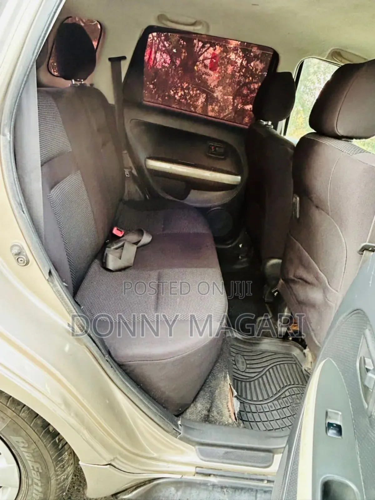 Toyota IST 2005 Silver