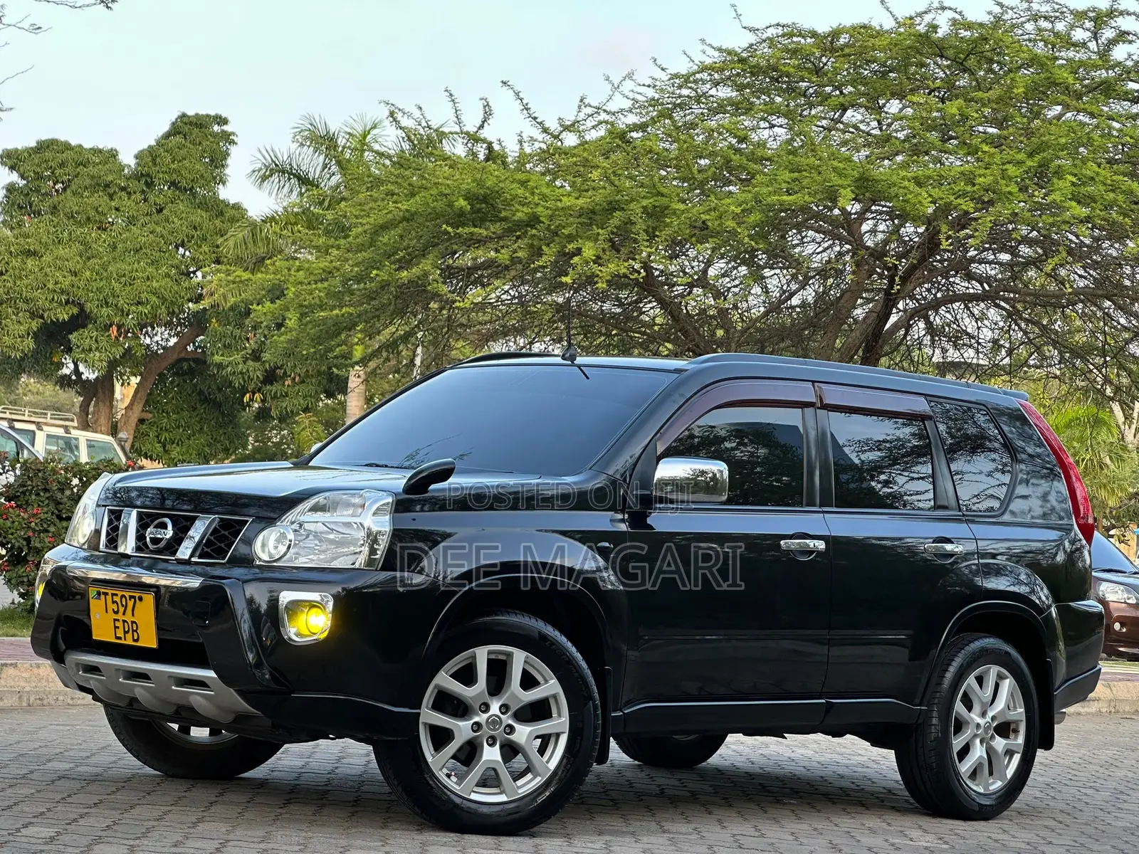 Nissan X-Trail 2010 Black