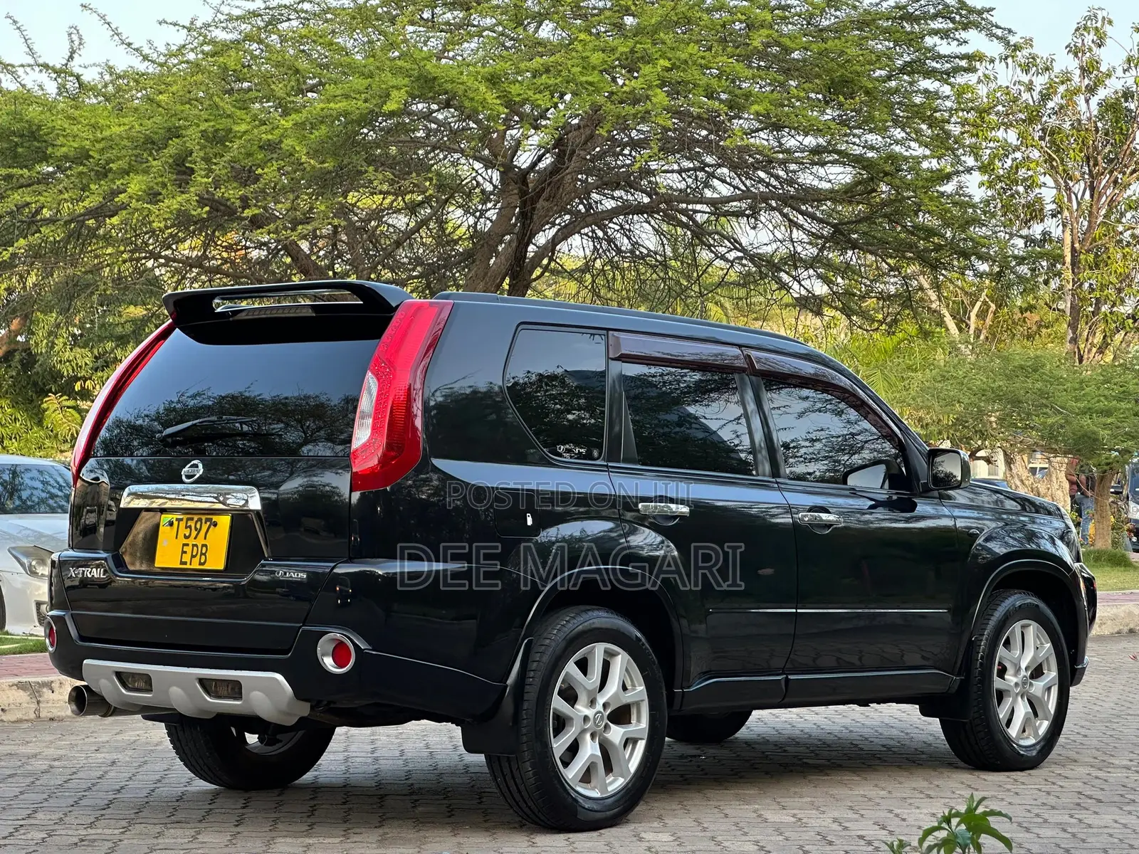 Nissan X-Trail 2010 Black