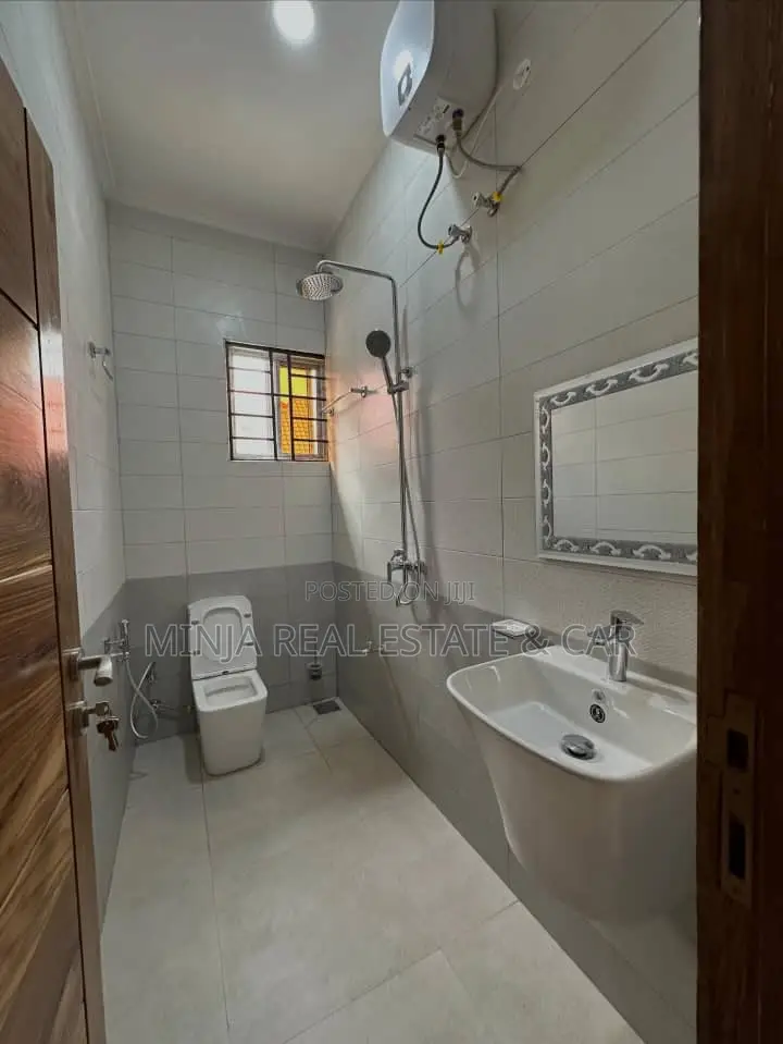 5bdrm House in Mbezi Beach for sale