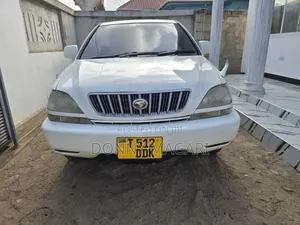 Toyota Harrier 2.2 16V 2001 White