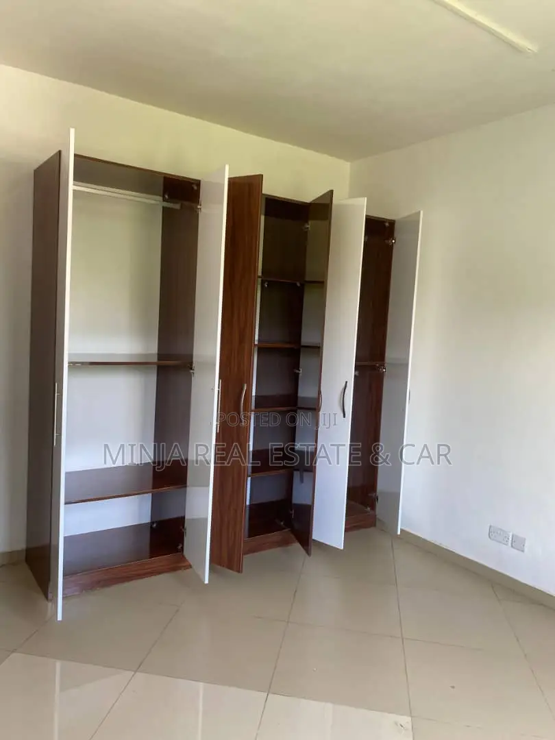 4bdrm Apartment in Masaki for rent