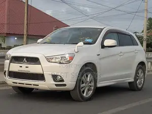Mitsubishi RVR 2010 White