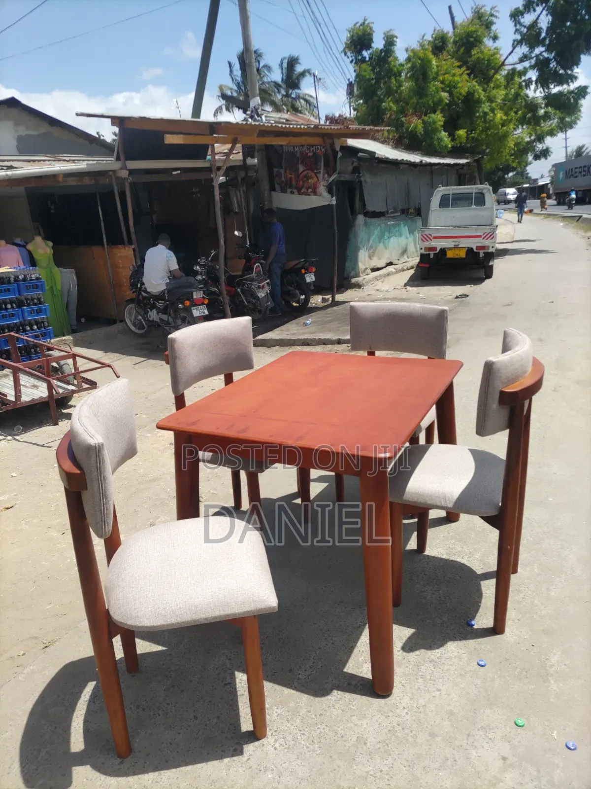 Dining Table Hardwood Viti Vi Nne