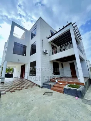 6bdrm House in Mbezibeach for sale