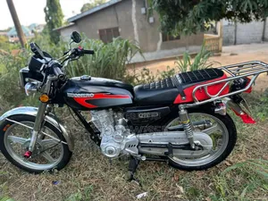 Bajaj CT 125X 2025 Black