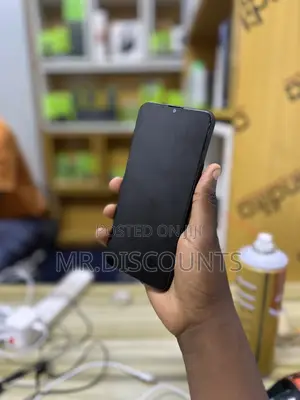 Infinix Hot 8 Lite 32 GB Black