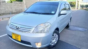 Toyota Raum 1.5 AWD 2007 Blue