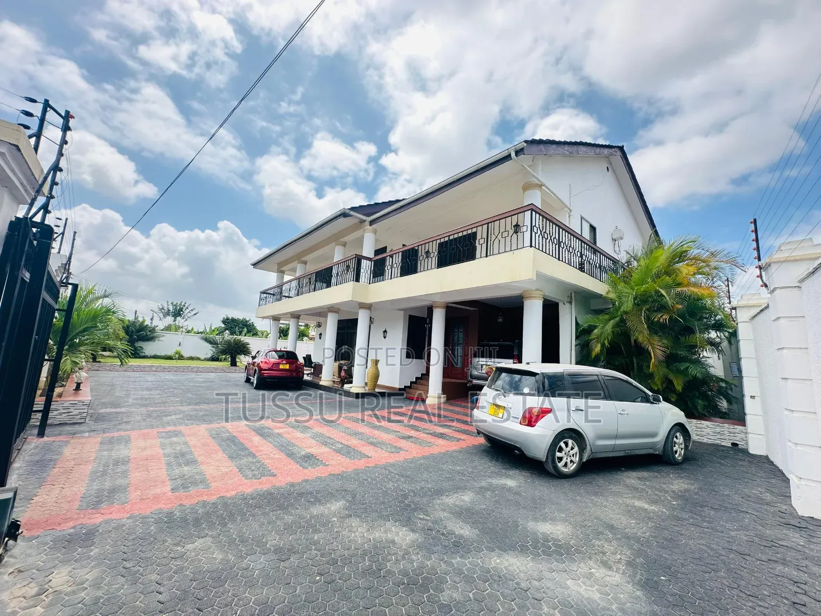 5bdrm House in Mbezibeach Shule for sale
