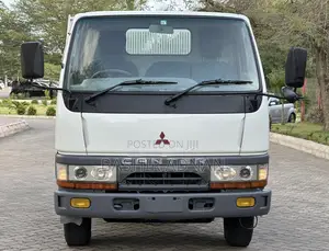Mitsubishi Canter Tipper 2.5 1999 White