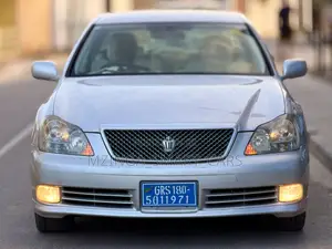 Toyota Crown 2004 Silver