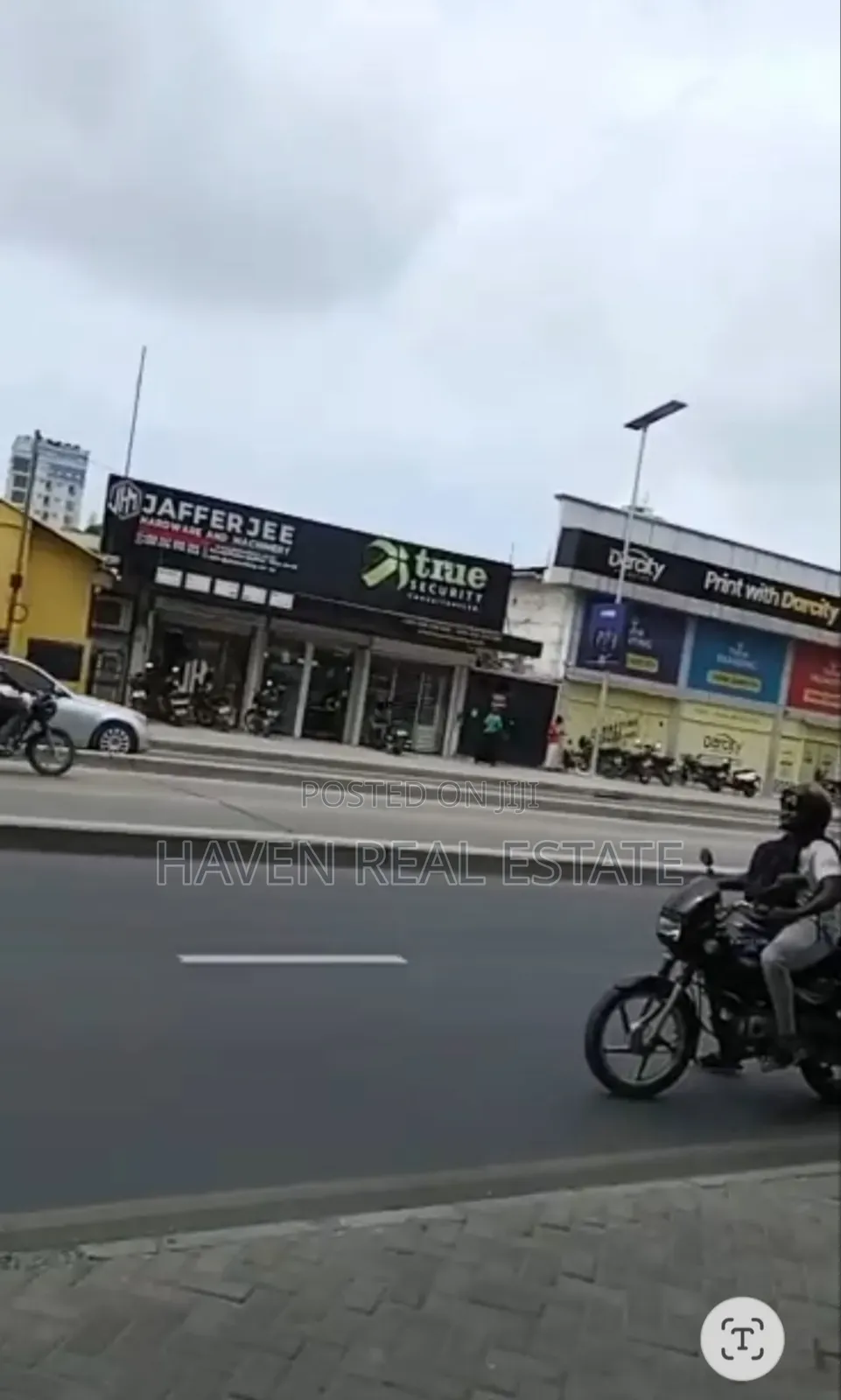 Viwanja Vitatu Vinauzwa Kariakoo