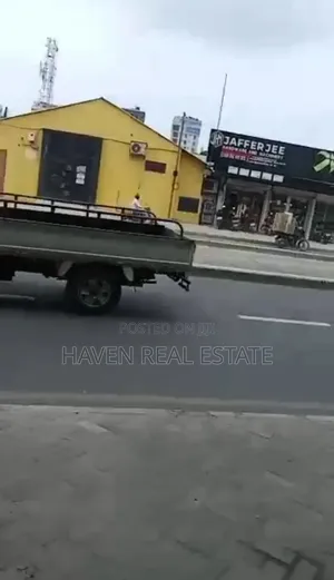 Viwanja Vitatu Vinauzwa Kariakoo