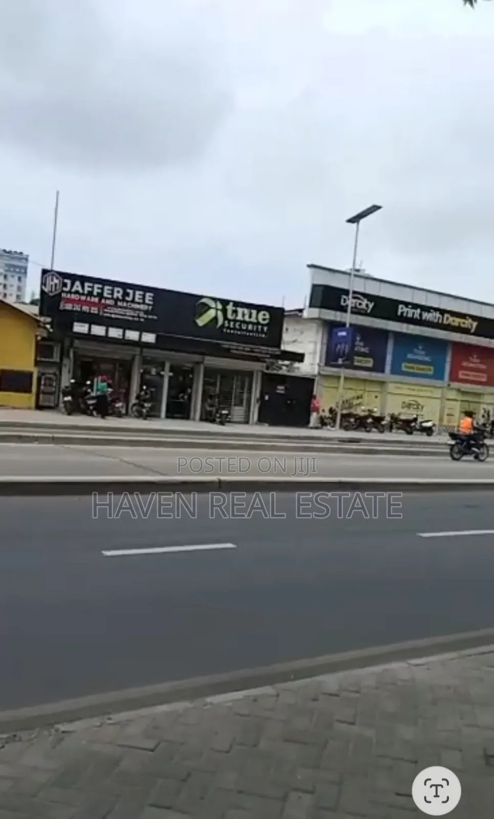 Viwanja Vitatu Vinauzwa Kariakoo