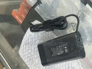 Original Hp 65w Laptop Charger With a 4.5mm Blue Pin Connector.