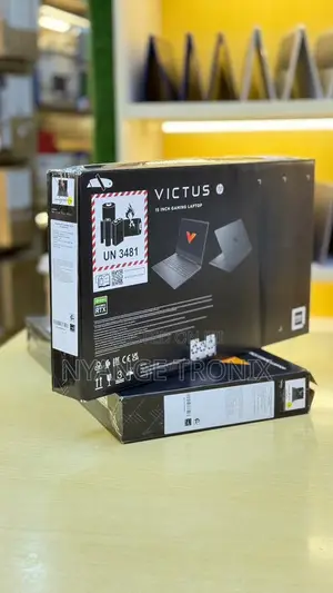 New Laptop HP Victus 15 16GB Intel Core I5 SSD 512GB