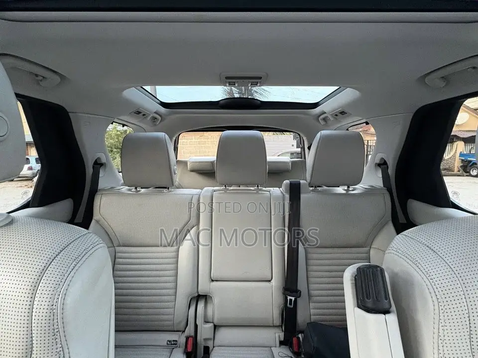 Land Rover Discovery 2017 Black
