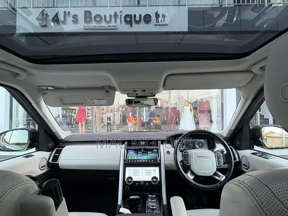 Land Rover Discovery 2017 Black
