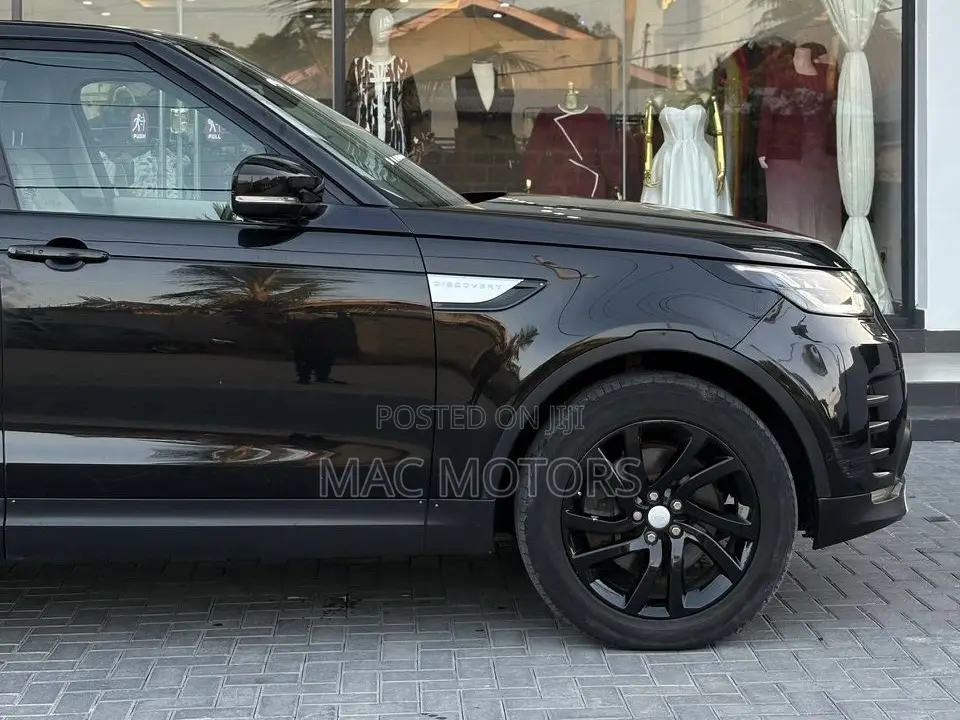 Land Rover Discovery 2017 Black