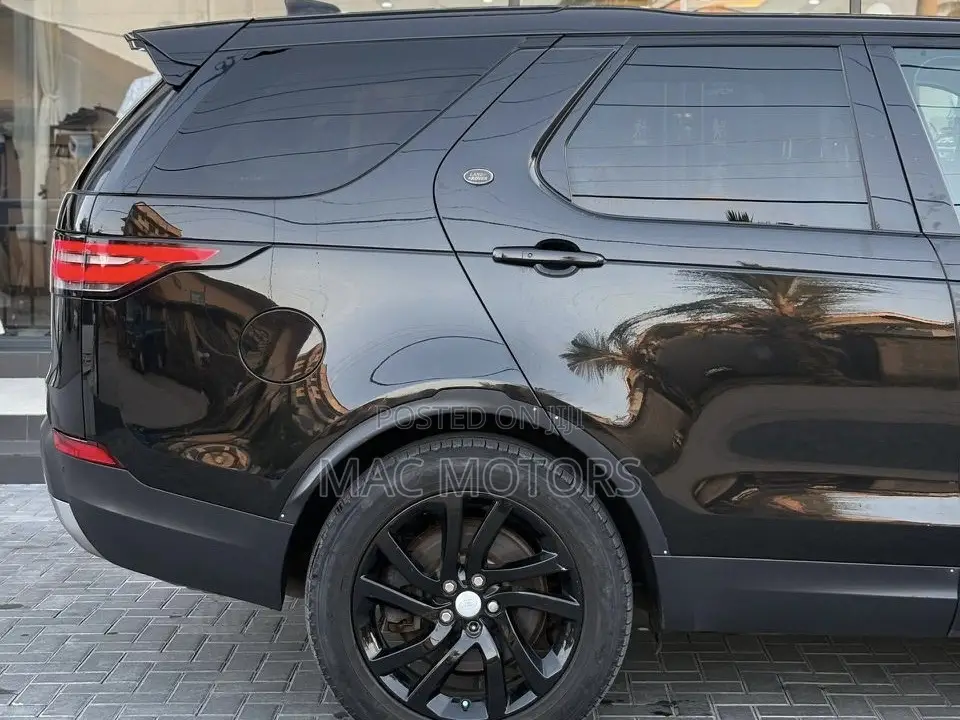 Land Rover Discovery 2017 Black