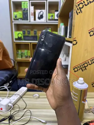 Infinix Hot 8 Lite 32 GB Black
