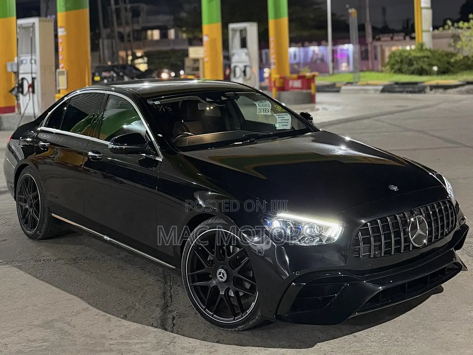 Mercedes-Benz E200 2021 Black