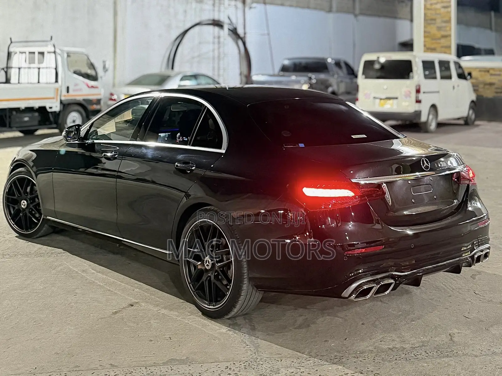 Mercedes-Benz E200 2021 Black