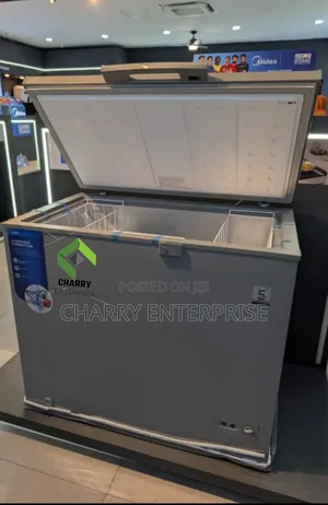 Midea Chest Freezer 249ltrs Grey With Led Light