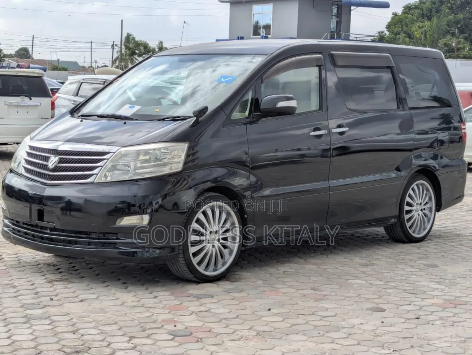 Toyota Alphard 2.4 Petrol AWD 2005 Black