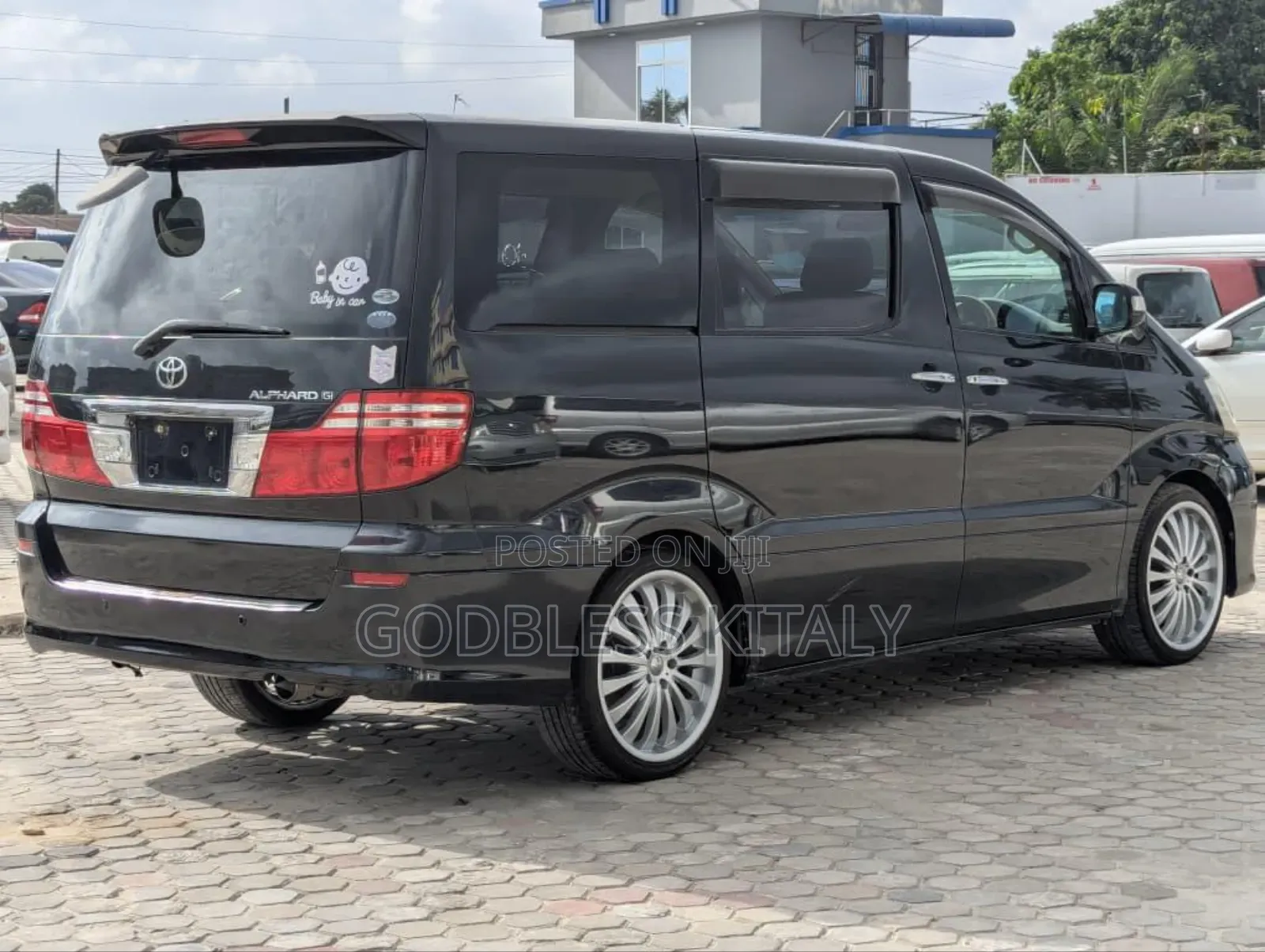 Toyota Alphard 2.4 Petrol AWD 2005 Black