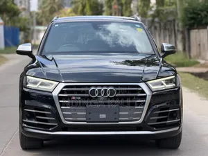 Audi Q5 2018 Black