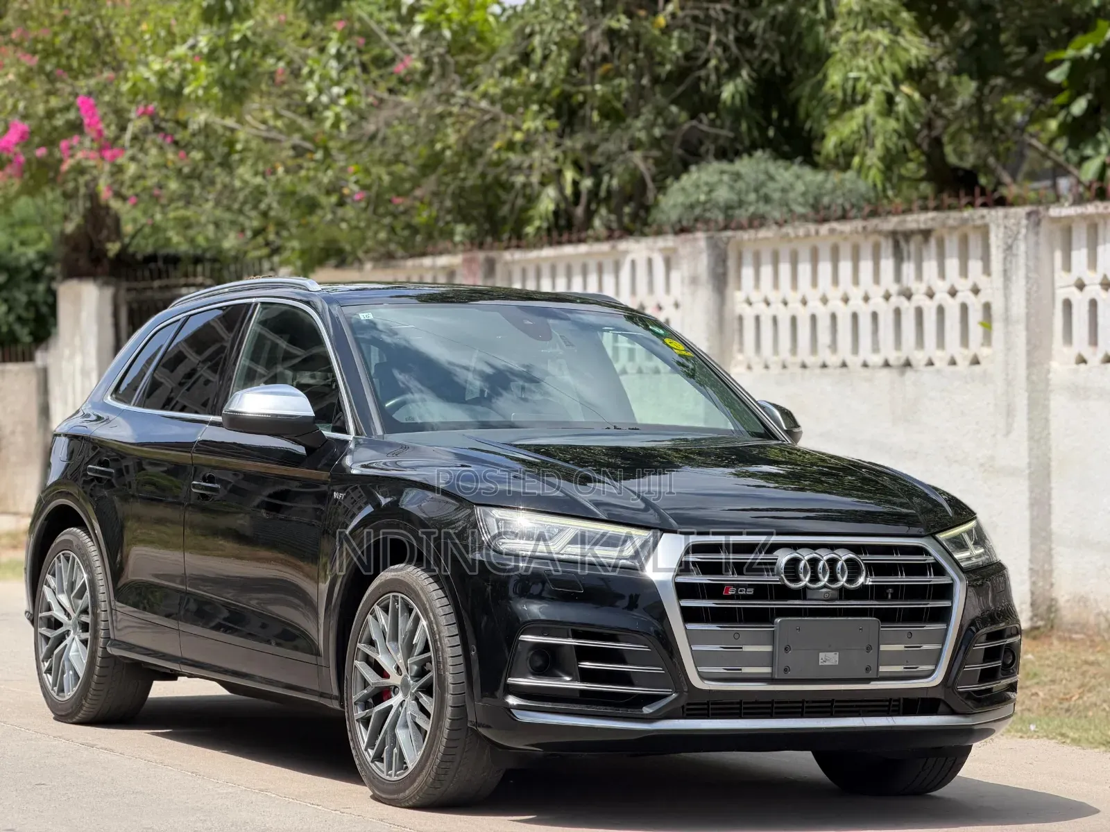 Audi Q5 2018 Black