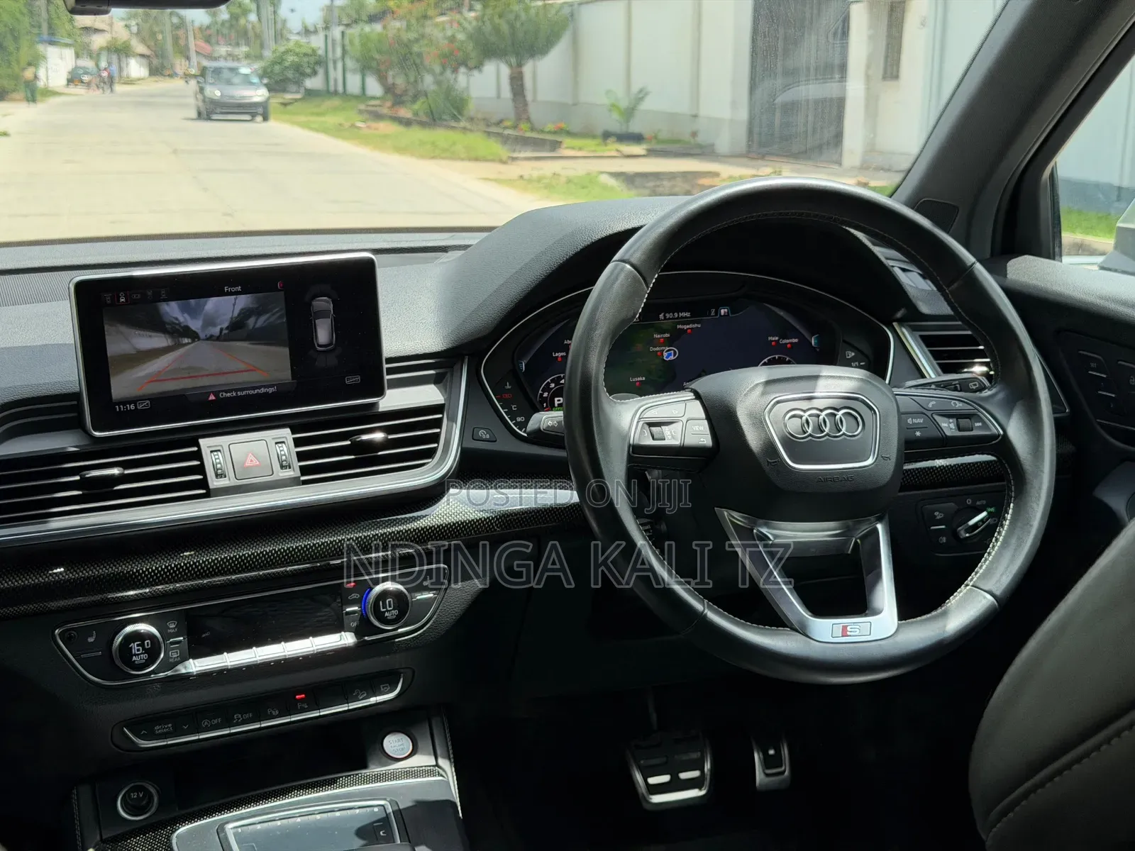 Audi Q5 2018 Black