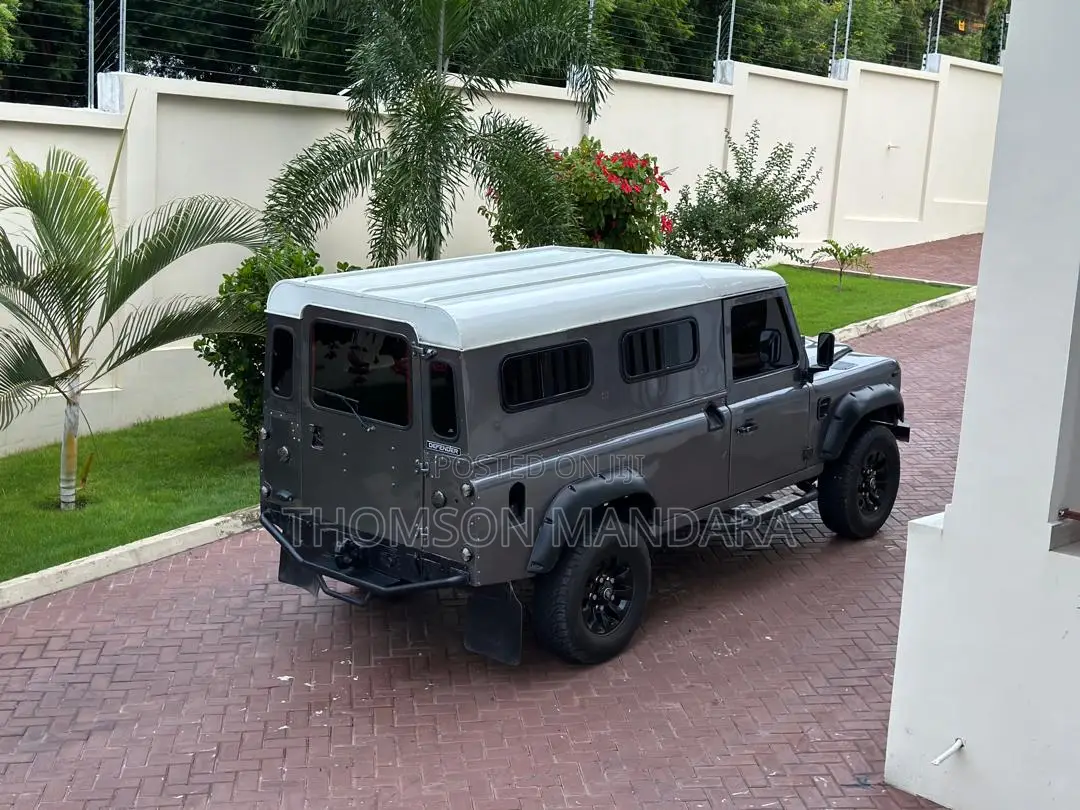 Land Rover Defender Soft Top 4x4 1995 Gray