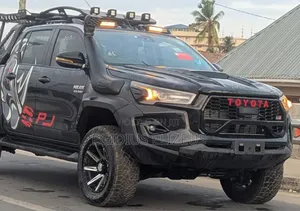 Toyota Hilux 2019 Black