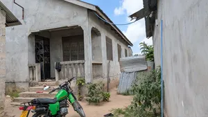 7bdrm Block of Flats in Nyumba, Mbagala for sale